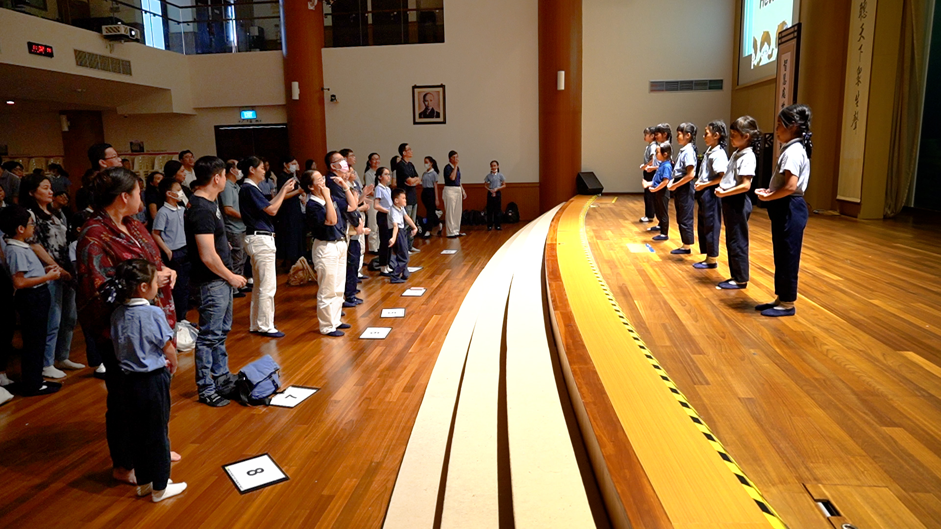 Parents grow up together with their children in Tzu Chi Parent-Child Bonding Class